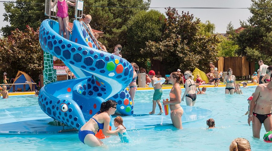 Poruba Aquapark () Poruba Aquapark