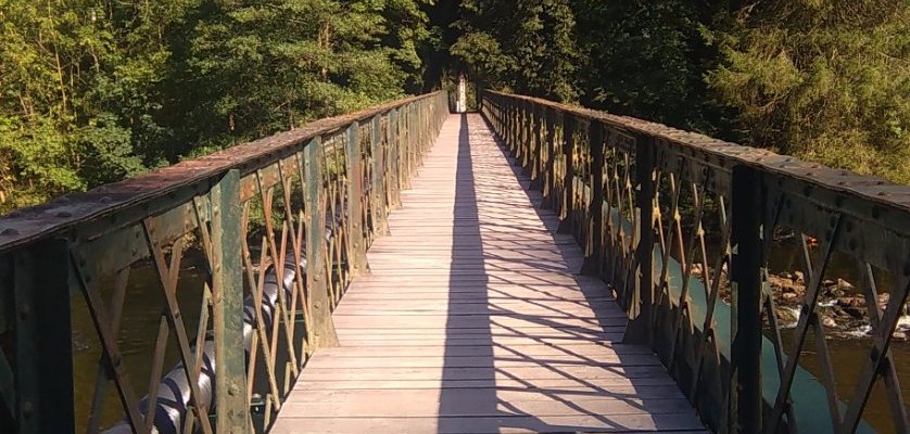 Pont au-dessus de la Sioule