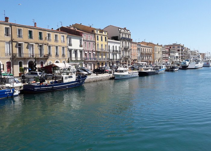 Vista de un canal de Sète