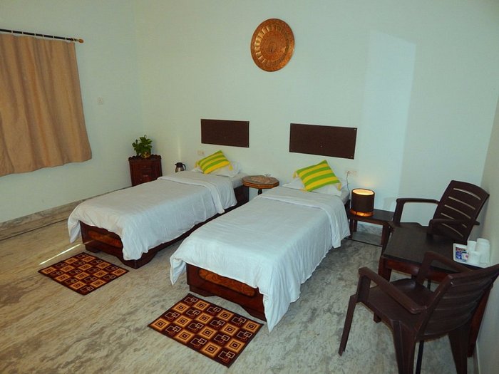 Howard Johnson By Wyndham Udaipur Rooms: Pictures & Reviews - Tripadvisor