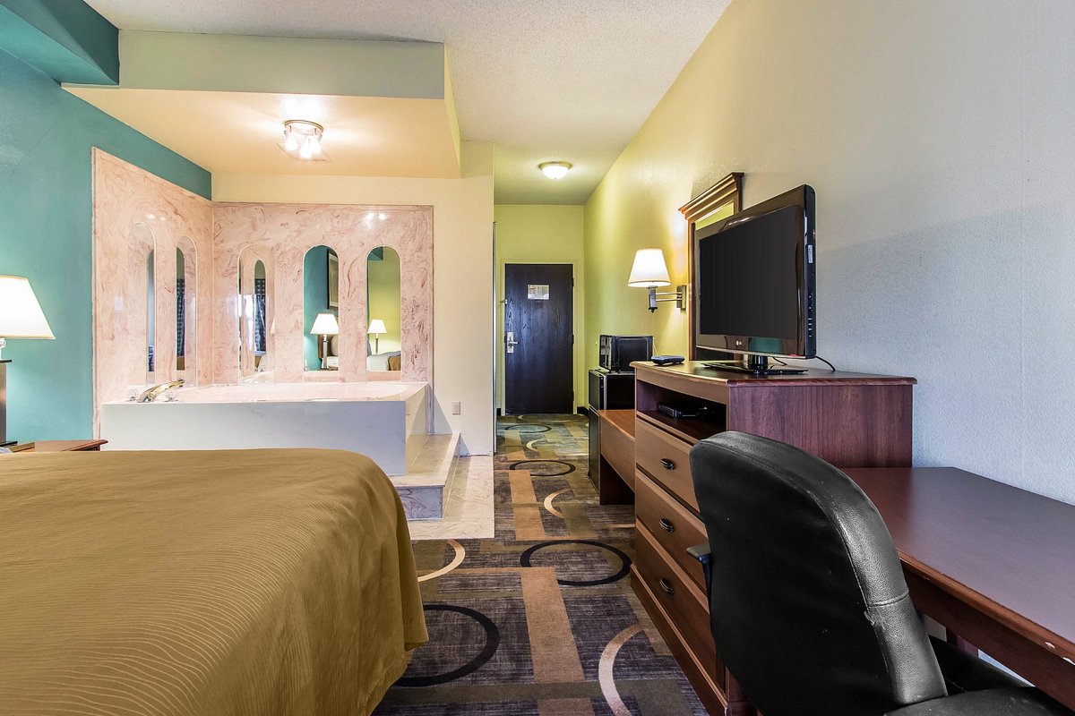 Quality Inn &amp; Suites, hotel in Memphis