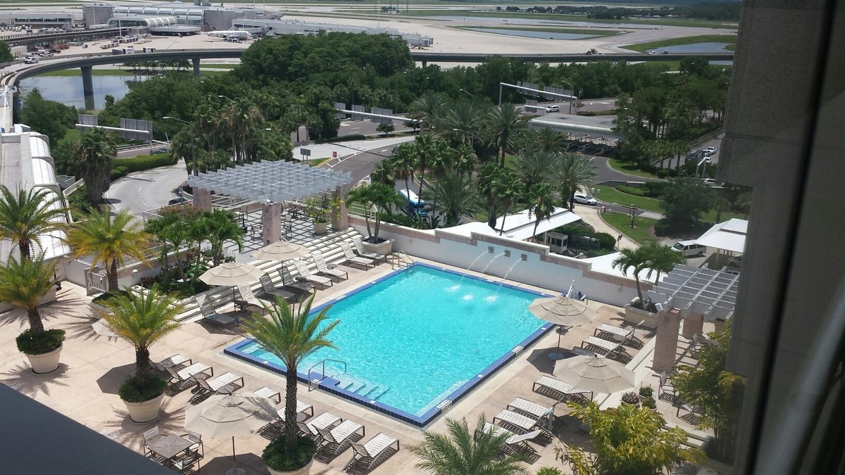 Hyatt Regency Orlando International Airport Pool: Pictures & Reviews ...