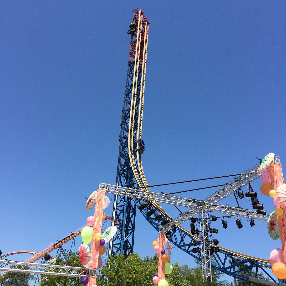 The Highest Looping Roller Coaster in the U.S. Is on Top of a