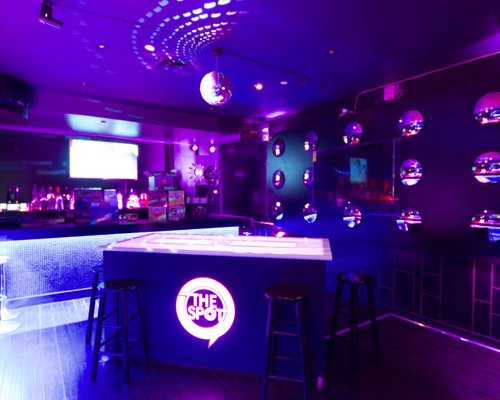 THE 10 BEST Tokyo Karaoke Bars (Updated 2023) - Tripadvisor