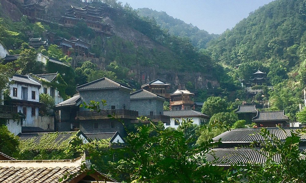 Explore Meizhou