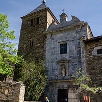Fachada de la Iglesia.