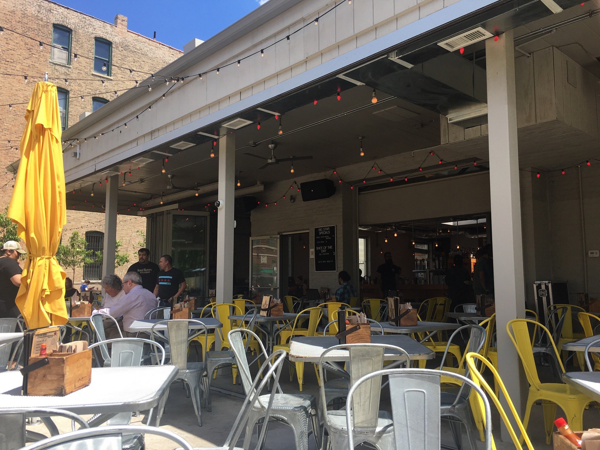 SALONICA, Chicago - Hyde Park - Menu, Prices & Restaurant SALONICA, Chicago - Hyde Park - Menu, Prices & Restaurant