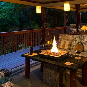 After a day of sightseeing, relax and enjoy a glass of wine on our Lanai lounge.