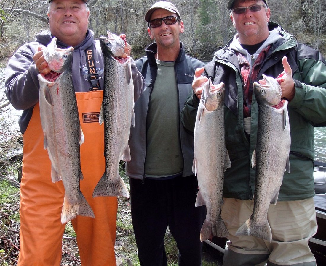 Rogue River Salmon & Steelhead Fishing — Jefferson State Outfitters
