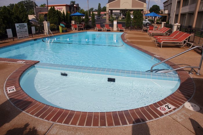 Best Western Kirkwood Inn Pool: Pictures & Reviews - Tripadvisor