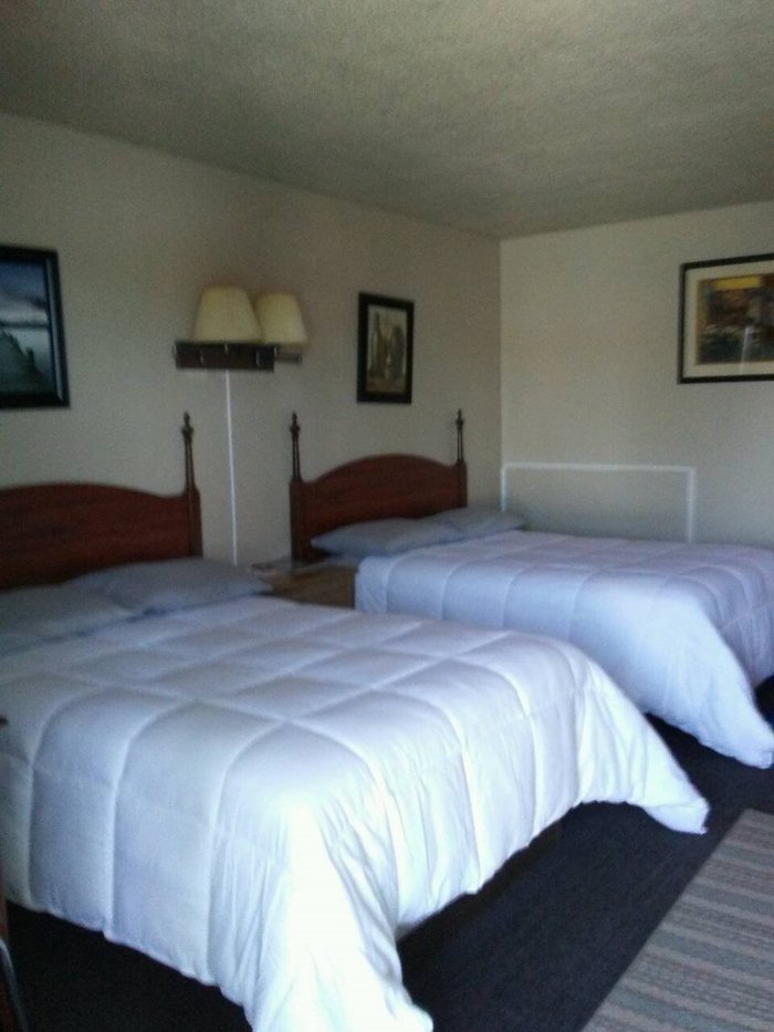 Dave’s Hideaway Motel Rooms: Pictures & Reviews - Tripadvisor