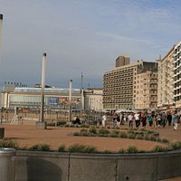 The Dansende Golven is nearby the Kursaal