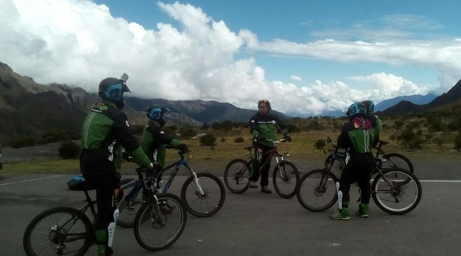 biking inca jungle
