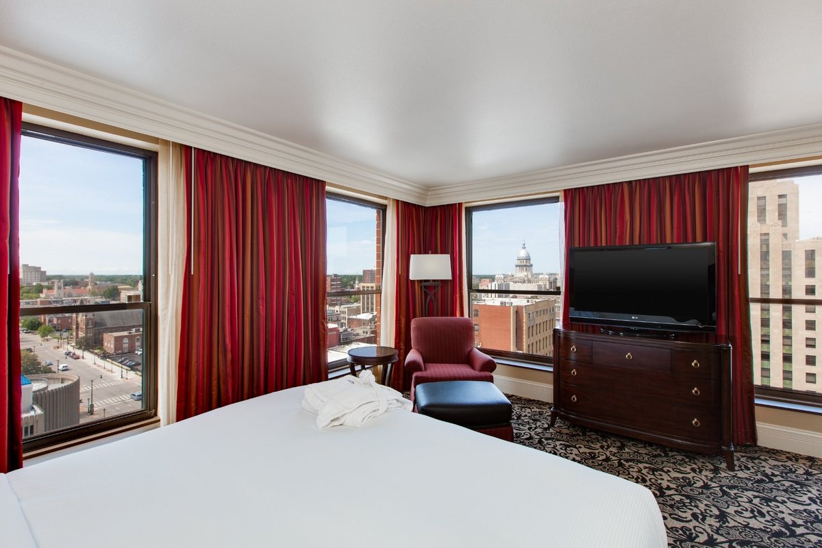 President Abraham Lincoln Springfield - DoubleTree by Hilton - hotel rooms