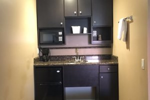 Room & Suite