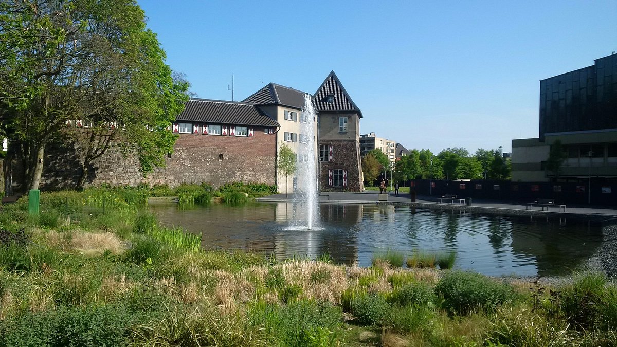 Hotel am park. Динслакен Германия. Дорстен. Динслакен фото. Динслакен Германия Википедия.