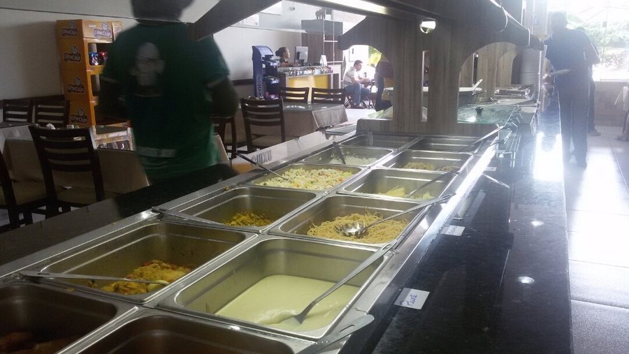 excelente variedades em comidas