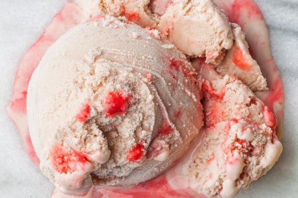 14 Shops That Serve The Best Ice Cream In Maine