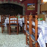Salle de restaurant typiquement espagnole