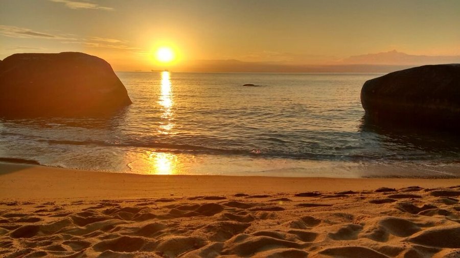 apenas a cinco minutos de a pé PRAIA ITAGUAÇU