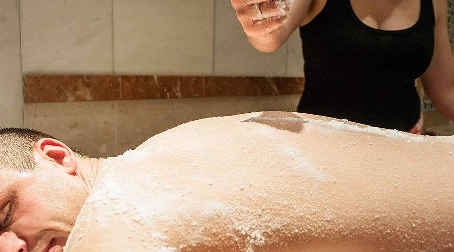 Hamam Flatasen () Hamam Flatasen