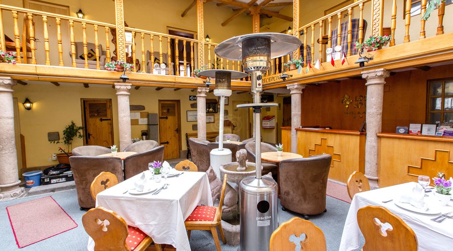 Breakfast Room at the Los Apus Hotel & Mirador