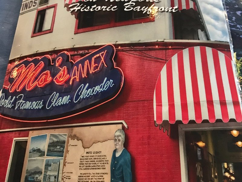 Places I LOVE - Mo's Seafood & Chowder - Newport, Oregon - Handrafted