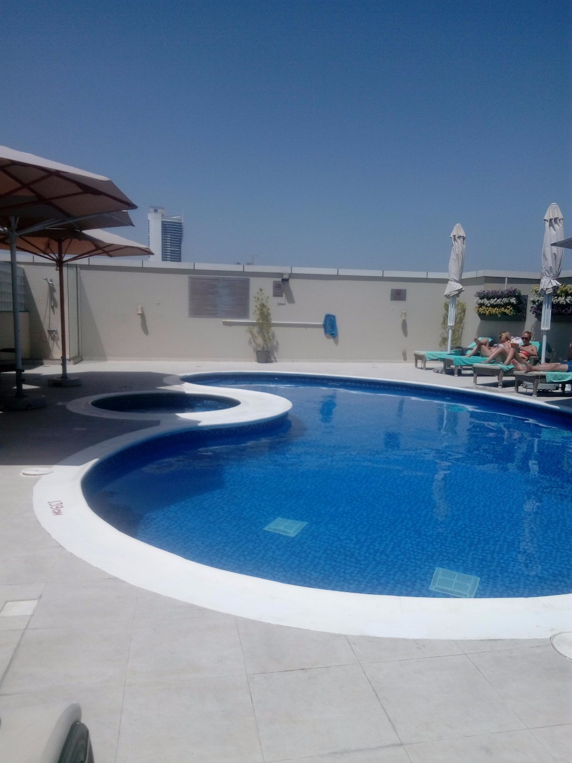 Flora Al Barsha Mall Of The Emirates Pool: Pictures & Reviews - Tripadvisor