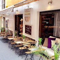 Happy hour SANGRIA + TAPAS 5€