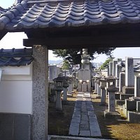 藤堂玄蕃家代々墓所