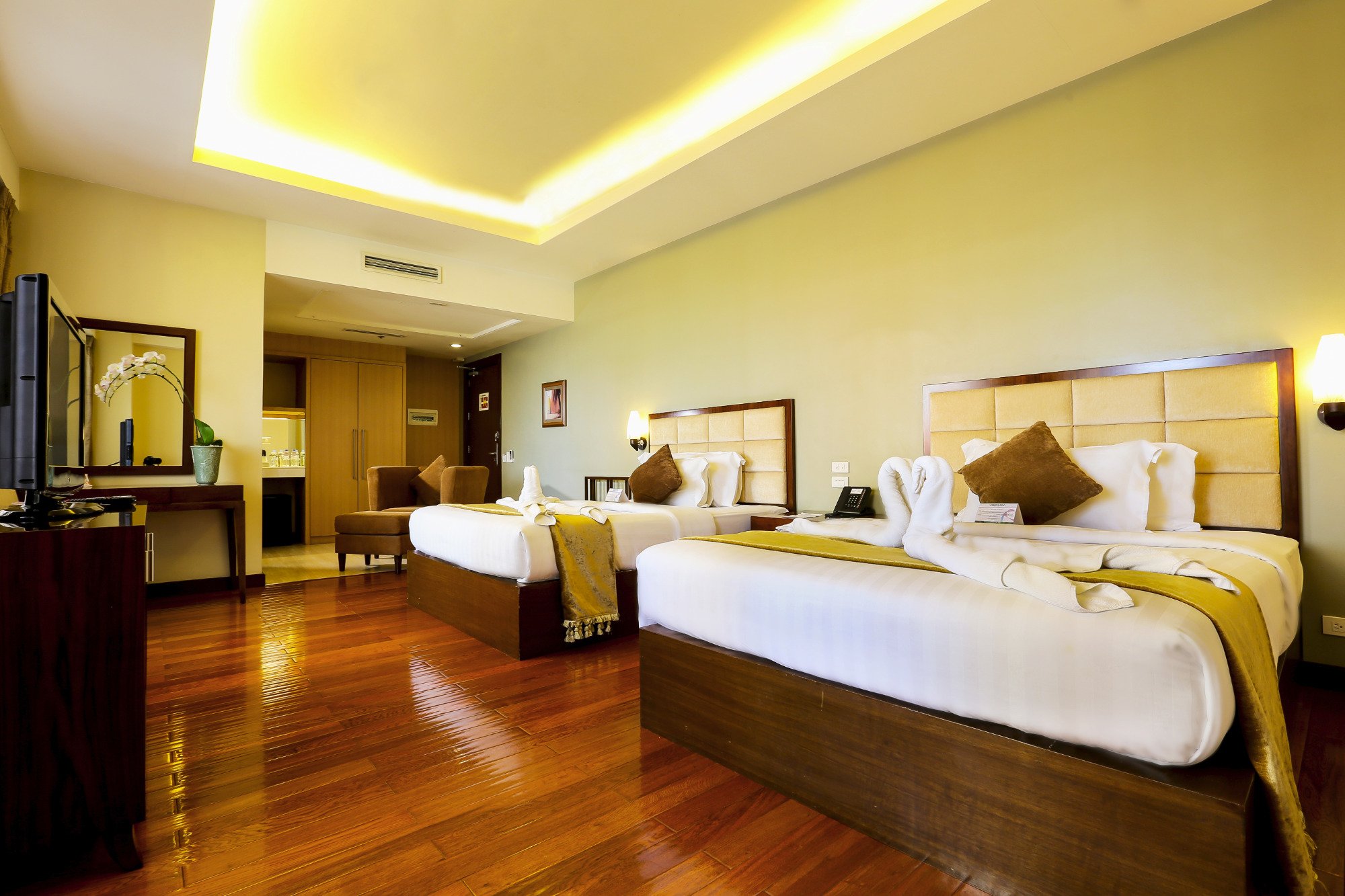 Armada Hotel Manila Rooms Pictures Reviews Tripadvisor