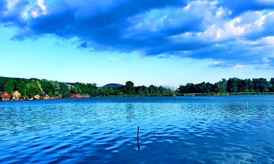 Derito Lake image