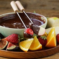 Fondue czekoladowe dla dwojga / Chocolate fondue for two people