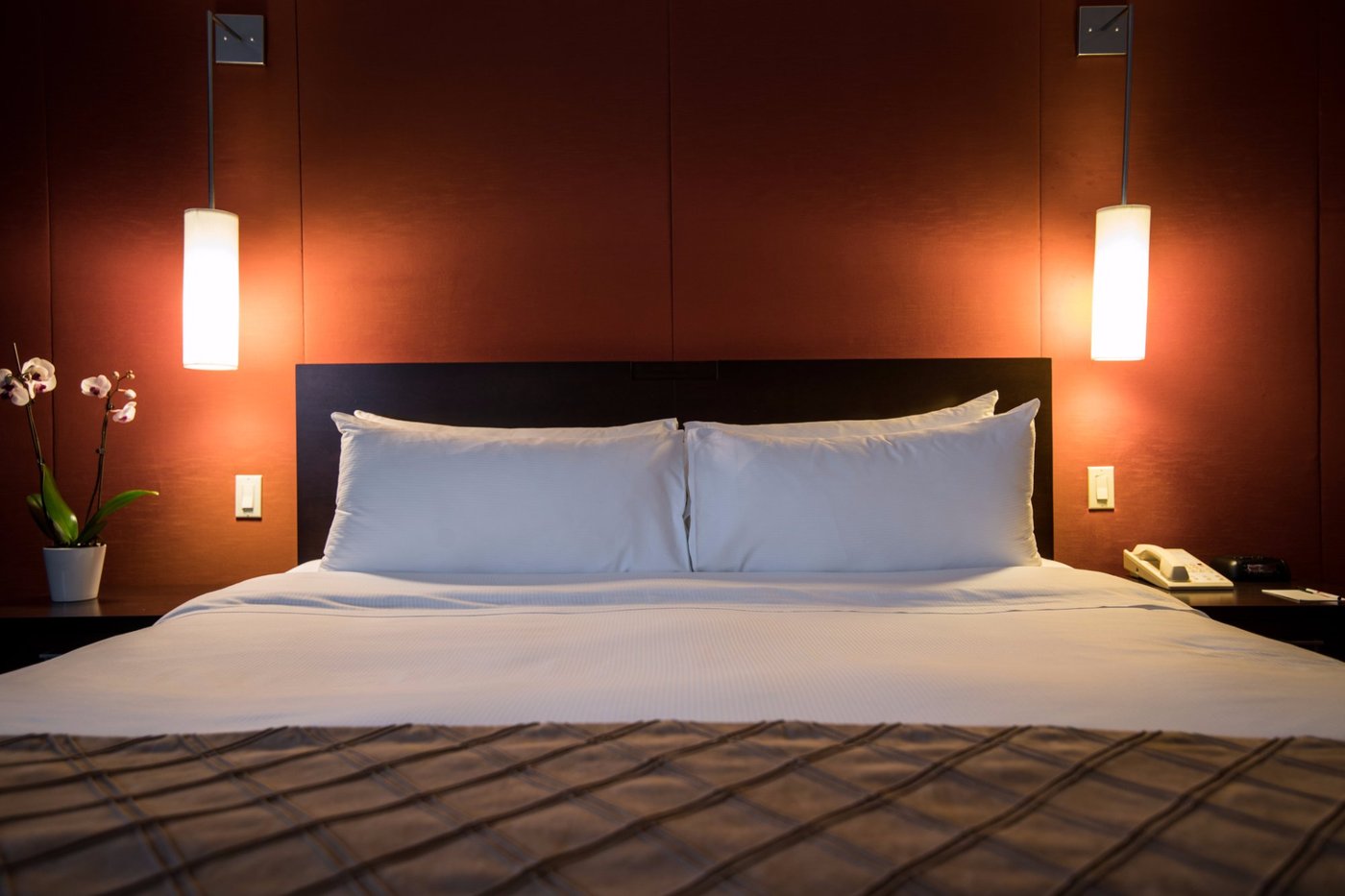 hotel ruby foo's 7655 boul. décarie montréal quebec h4p 2h2