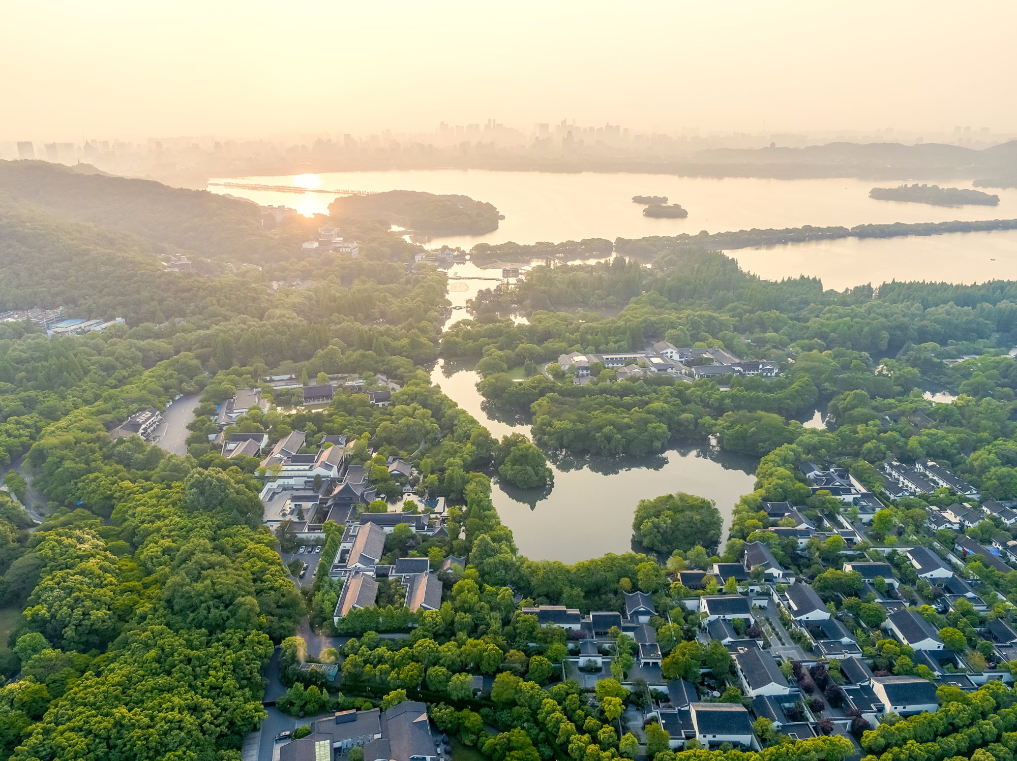 Hotel photo 44 of Four Seasons Hangzhou at West Lake.