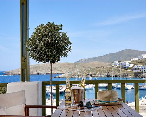 Porto Klaras suites & studios