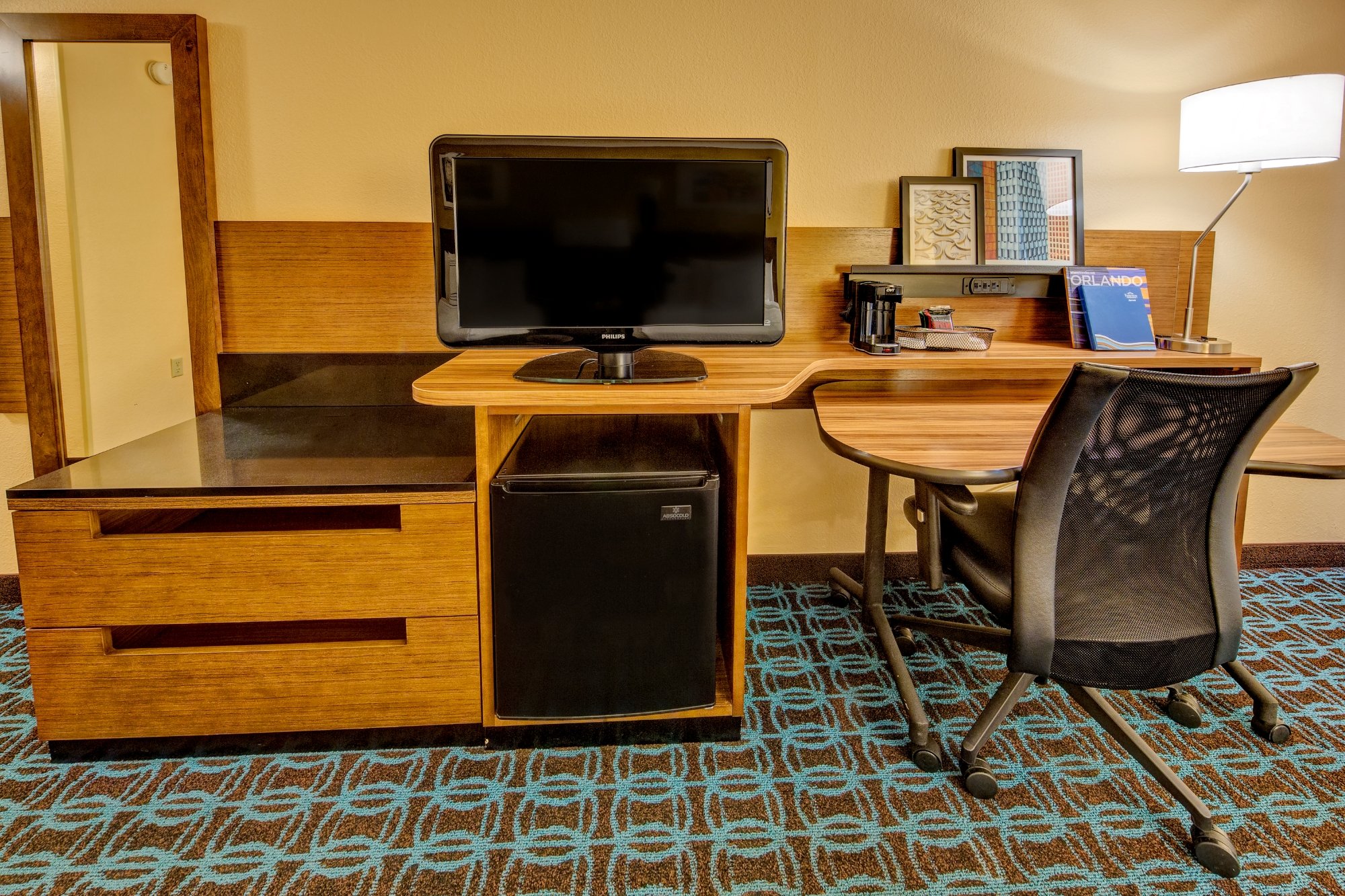 Hotel photo 23 of Fairfield Inn & Suites by Marriott Orlando Near Universal Orlando Resort.
