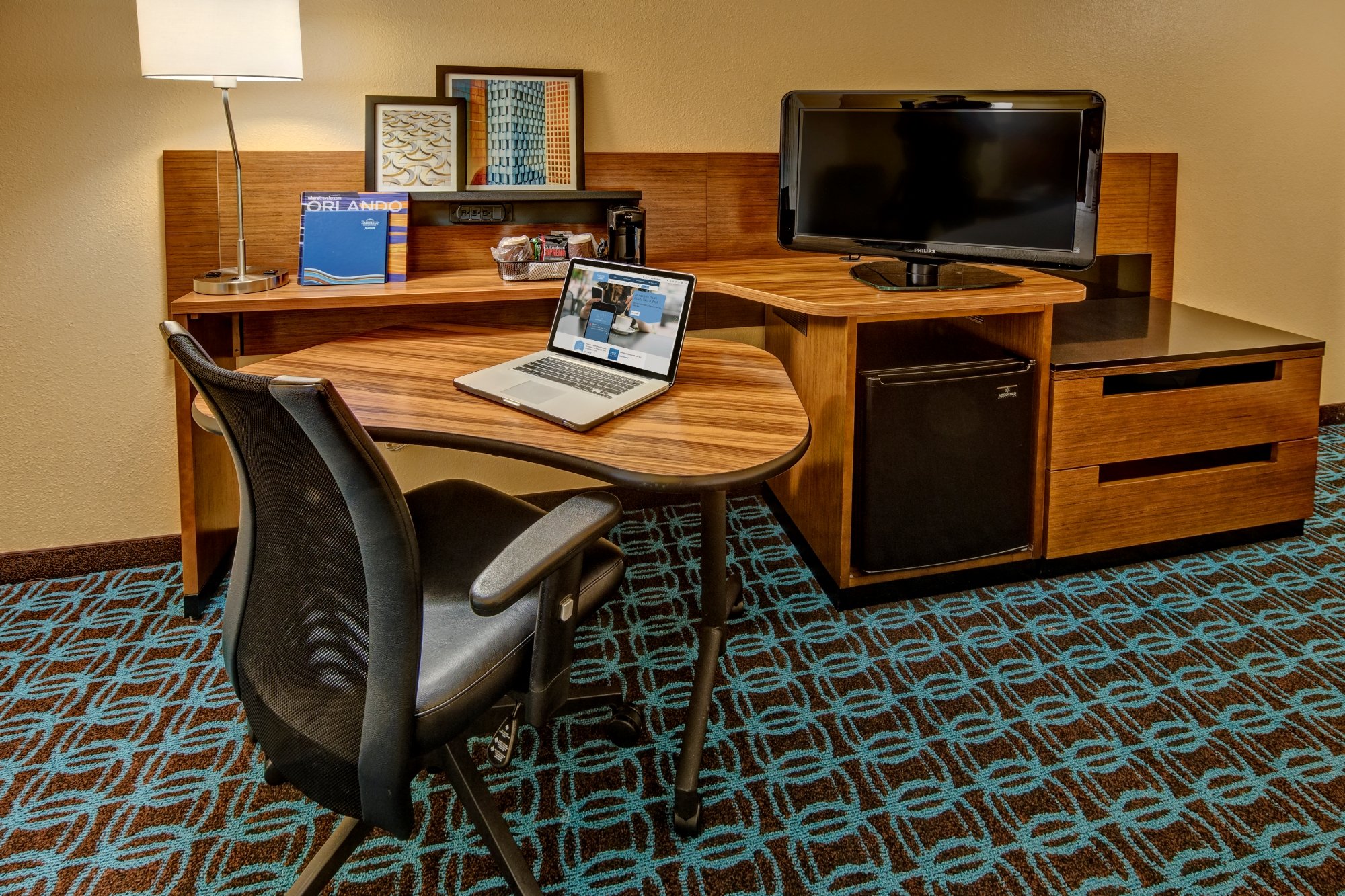 Hotel photo 34 of Fairfield Inn & Suites by Marriott Orlando Near Universal Orlando Resort.
