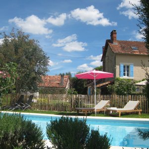 Huize Ambiance Lavande B&B, Appartement en Vakantiehuis