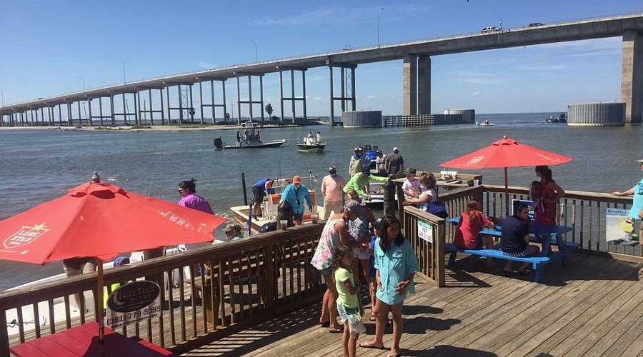 Doc's Seafood & Steak Restaurant