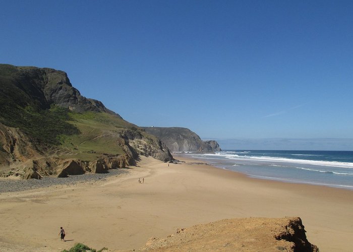 the first stop on the tour was the beautiful Cardoama Beach