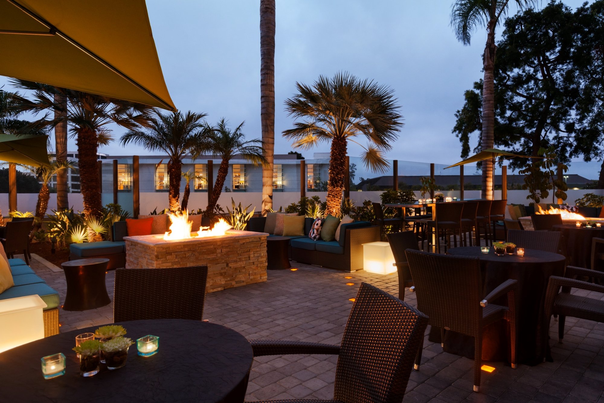 Hotel photo 3 of Embassy Suites by Hilton San Diego La Jolla.
