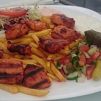 Шиш-кебаб из курицы; вкусно и очень много