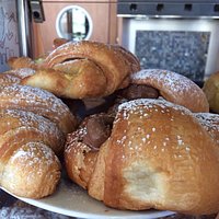 I Nostri Cornetti Appena Fatti