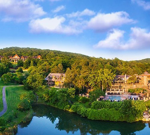 BIG CEDAR LODGE - Updated 2022 Prices & Resort Reviews (Ridgedale, MO)