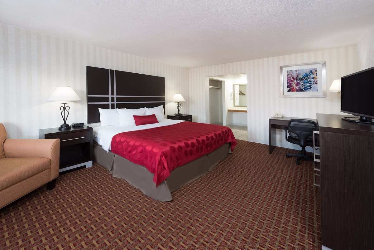 Ramada by Wyndham Mountain Home Breakfast: Pictures & Reviews - Tripadvisor