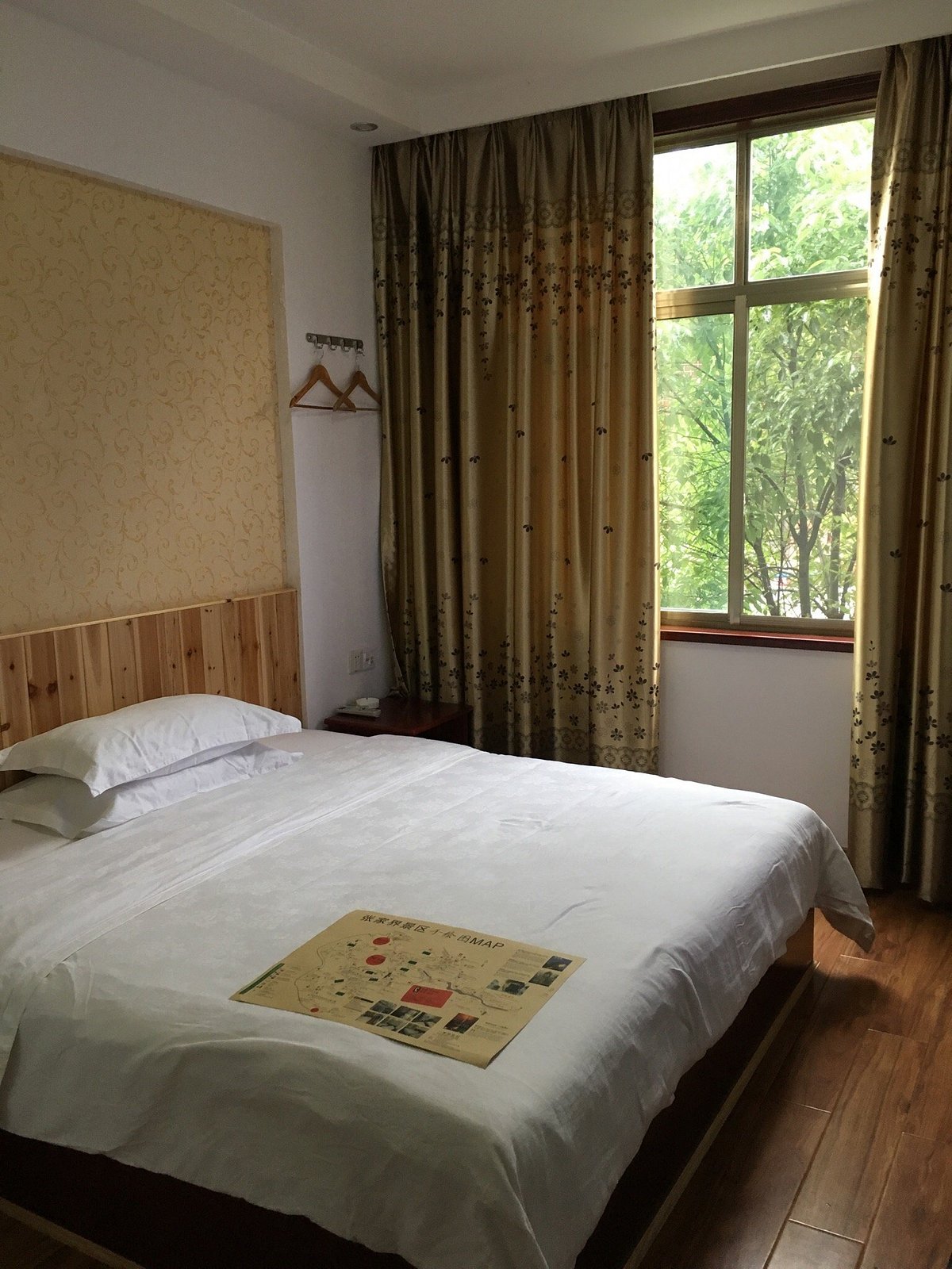 Yijiaqin Hotel, hotel em Zhangjiajie