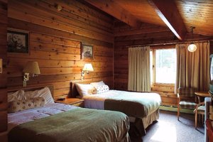 Room & Suite