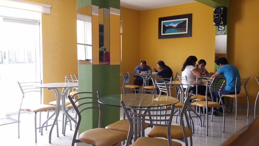 Contamos con un restaurante en el Hostal