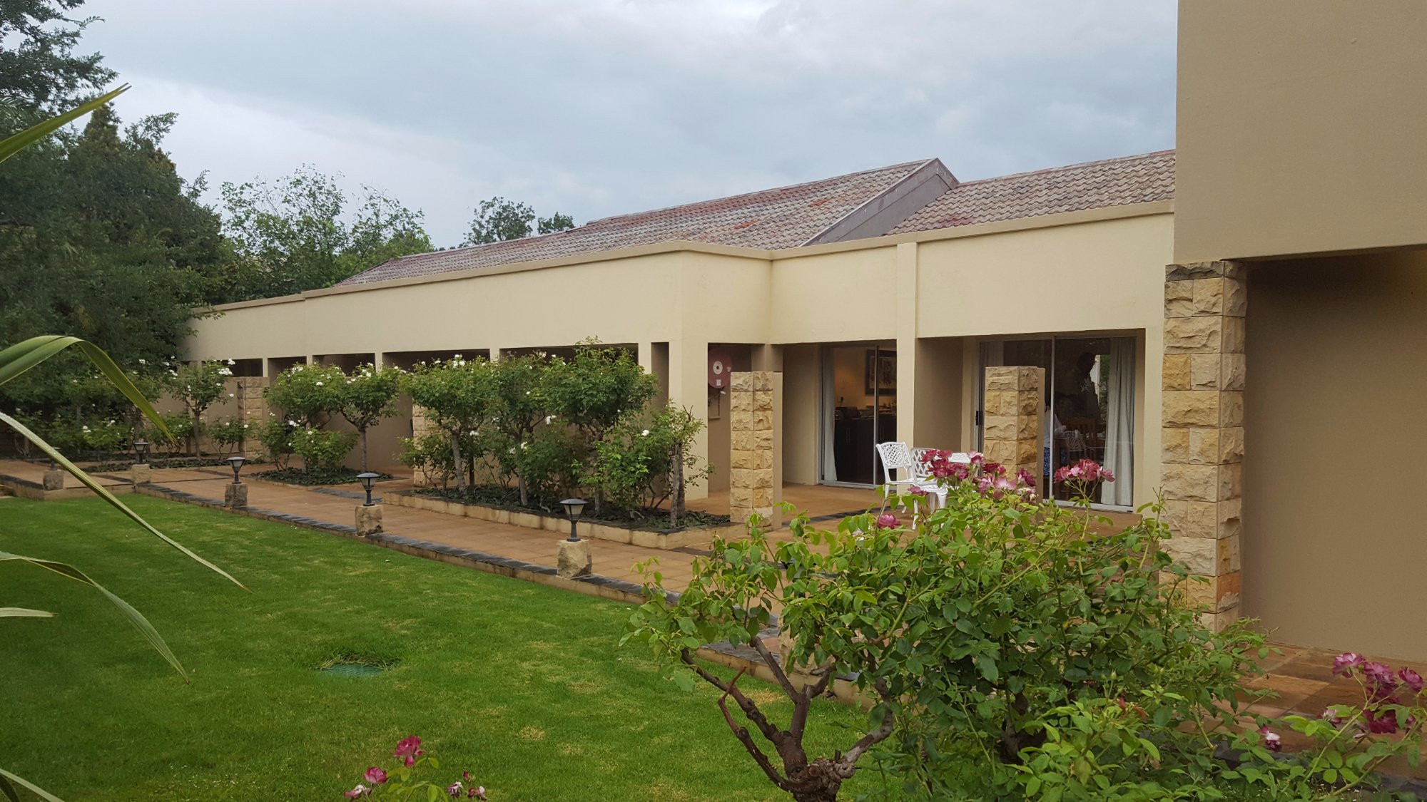 Hotel photo 15 of Acacia Lodge.